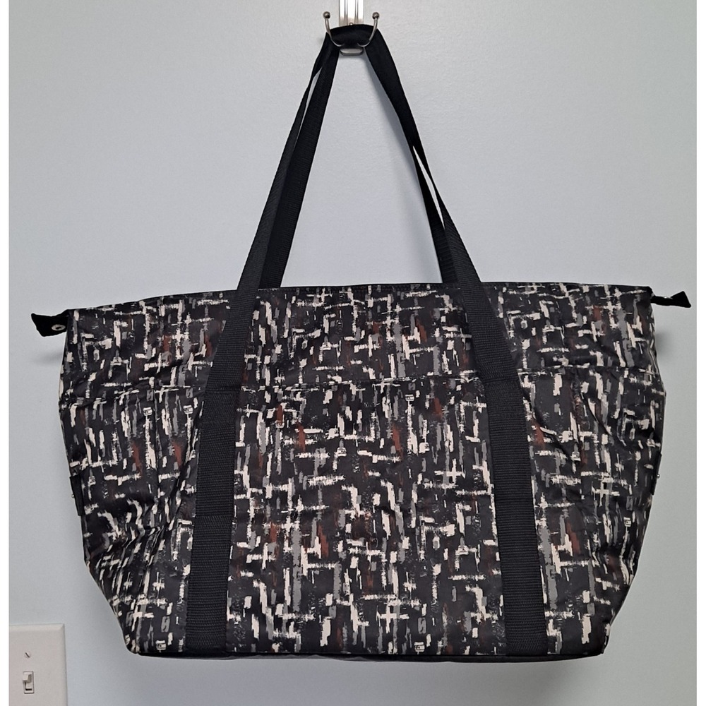 Large Insulated Thirty One Tote Zippered City Scape Pattern 15.5x15x9 - Picture 2 of 5
